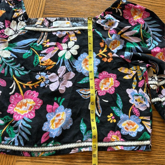 C&C California Black Floral Linen Crop Top Size XL - Picture 6 of 10